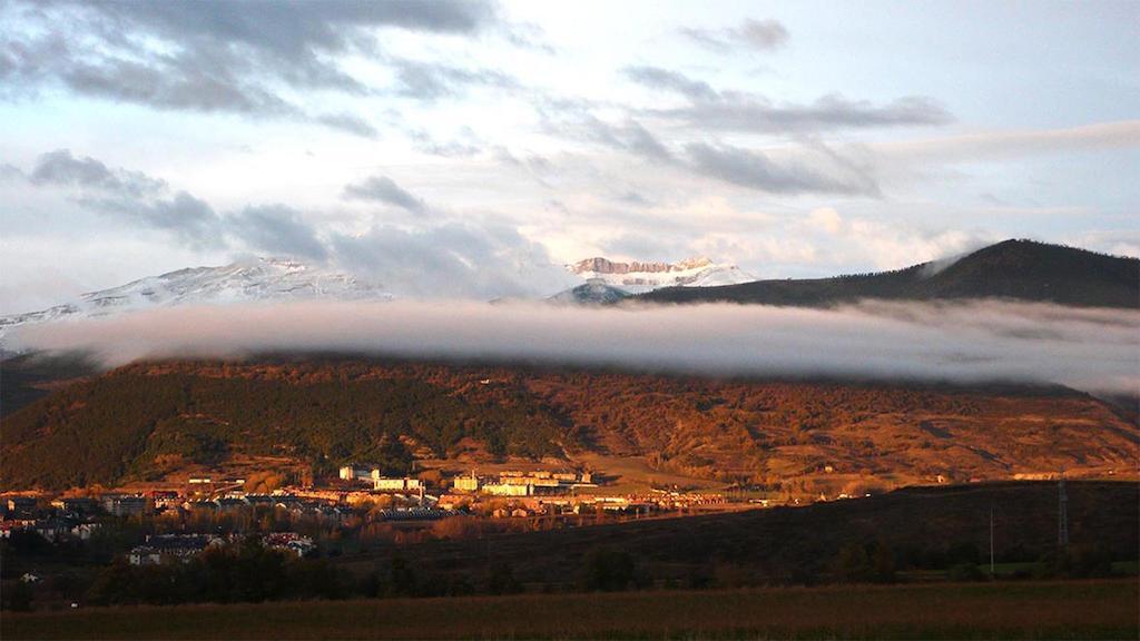Camping Ain Jaca Exteriér fotografie